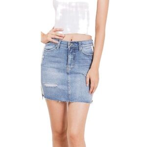 KENDALL & KYLIE SIZE 0/24 DISTRESSED  DENIM MINI SKIRT FRAYED TRIM